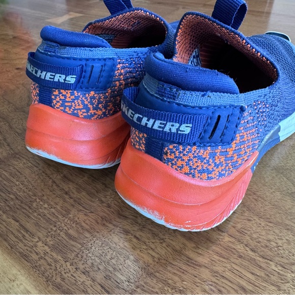 Skechers Kids Blue Slip-On Sneakers. Size 1. - Picture 6 of 15